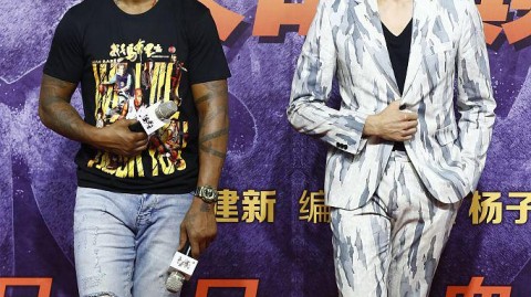 京城篮球烙印·独狼变政委 马布里携众星亮相电影发布会