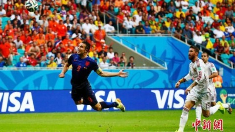 姆巴佩双响法国4-0提前晋级世界杯，意大利点球崩盘连续三届无缘正赛